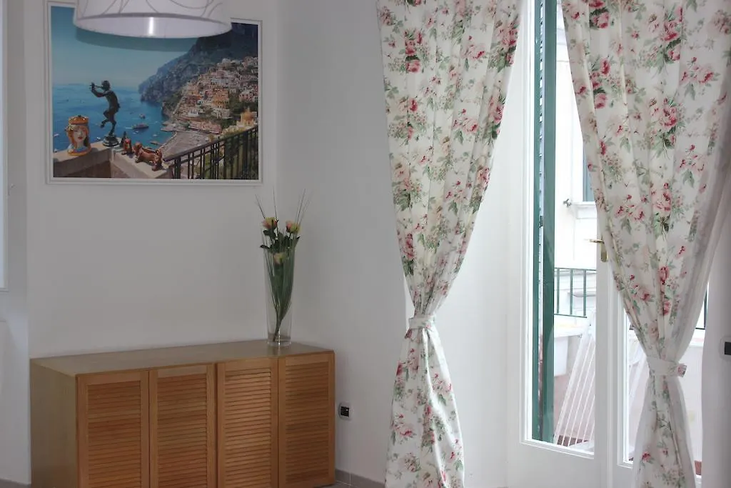 Casa Vacanze Nonna Raffa Amalfi 0*,  Italy