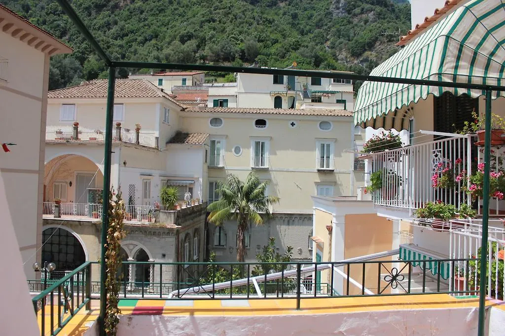 Apartment Casa Vacanze Nonna Raffa Amalfi