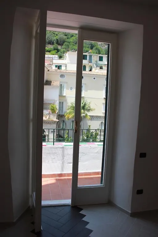 Casa Vacanze Nonna Raffa Amalfi Apartment